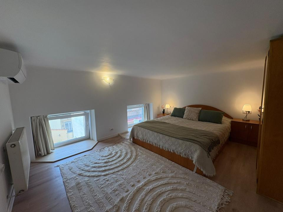 Apartament ULTRACENTRAL 3 camere | 2 dormitoare | 2 bai | balcon + curte comuna