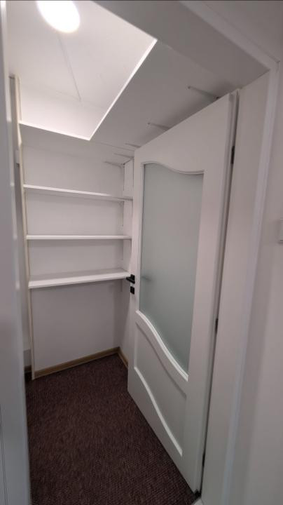 Apartament spatios l 3 camere l parcare l boxa l Bucuresti 