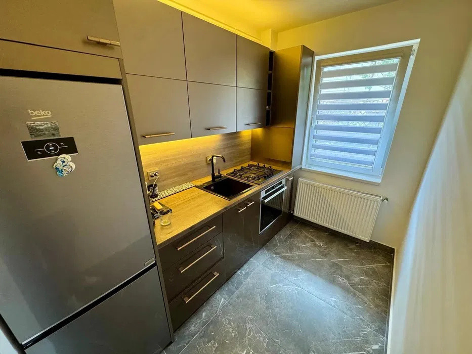 Apartament 3 camere modern l la cheie l Su 64 mp l Parcare lZona Porii