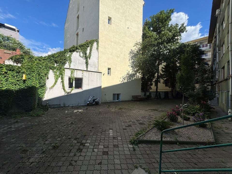 Apartament cu 2 camere I Zona centrala I petru maior