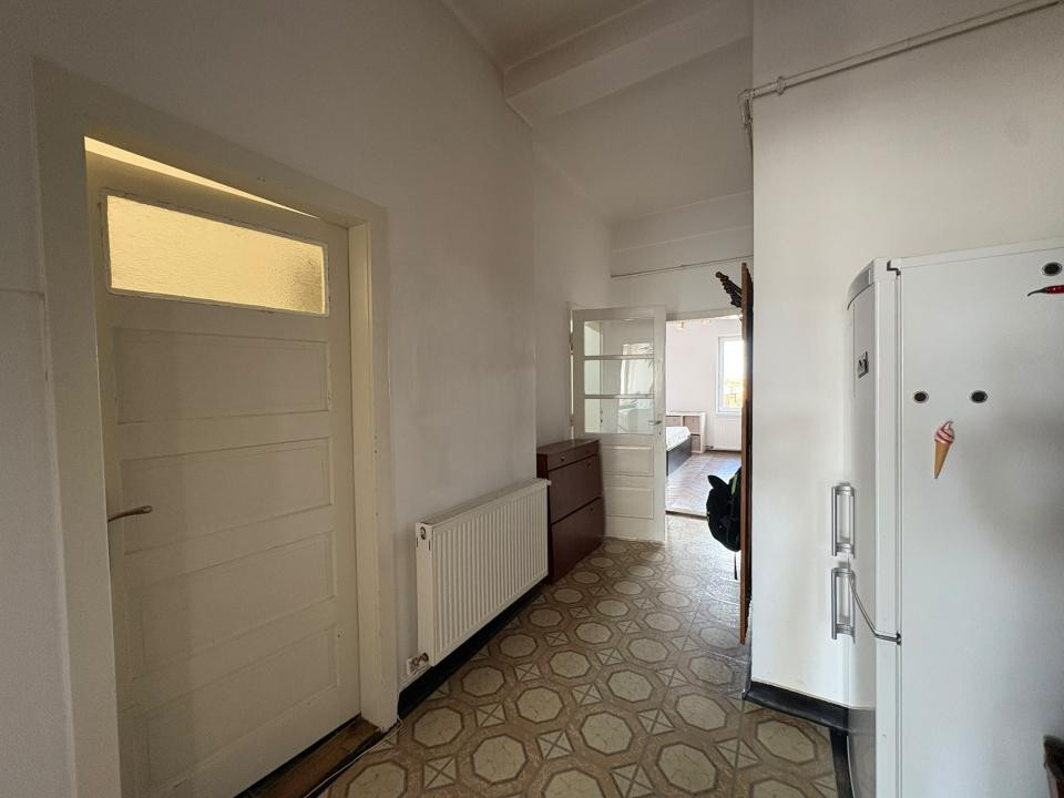 Apartament ULTRACENTRAL | 2 camere | 1 baie | 1 bucatarie | Strada Eroilor