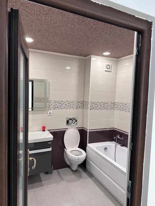 Apartament  modern 3 camere I 2 bai I Zona Eroilor I Floresti