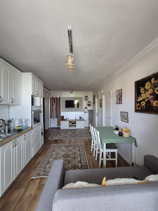 Apartament 3 camere l la cheie l Su 56 mp l Parcare l Florilor