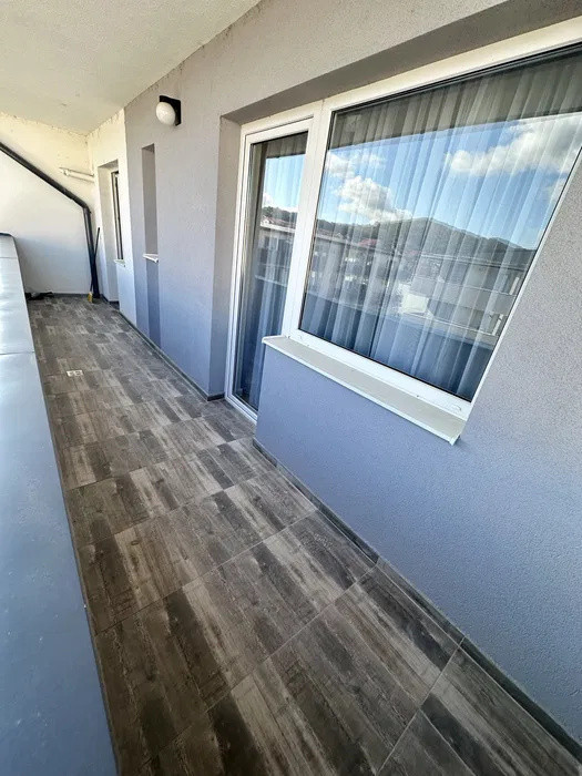 Apartament 3 camere modern l la cheie l Su 60 mp l Strada Porii
