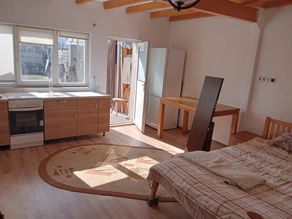 Apartament 2 camere | 1 dormitor | 1 living cu bucatarie | 1 baie | parcare