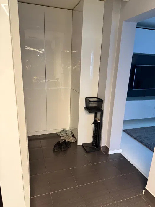 Apartament modern | 2 dormitoare | 1 living | 1 bucatarie | 1 baie | parcare