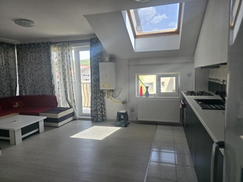 Apartament 3 camere l la cheie l Su 58 mp l Parcare l Strada Florilor