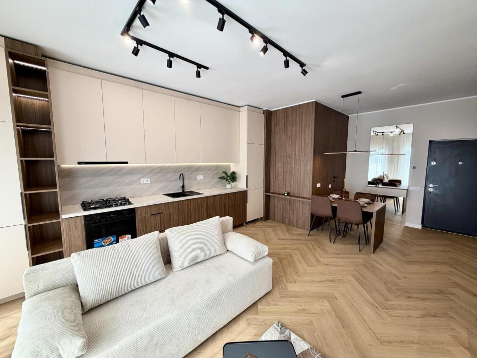 Apartament 2 camere ultrafinisat l la cheie l Su 52 mp l Eroilor Residence