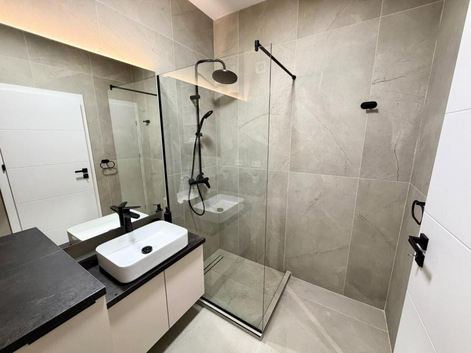Apartament 2 camere ultrafinisat l la cheie l Su 52 mp l Eroilor Residence