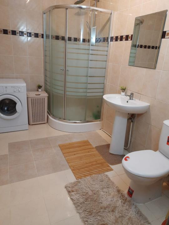 Apartament 2 camere decomandat, mobilat si utilat l Su 56 mp l Porii
