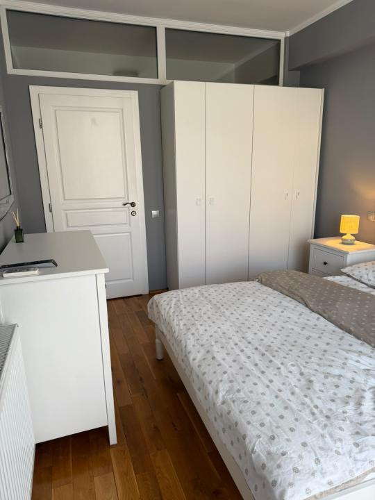 Apartament 2 dormitoare | 1 baie | 1 bucatarie | balcon | zona Centrala