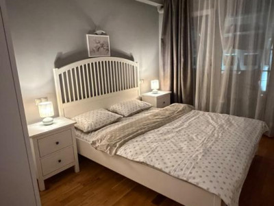 Apartament 2 dormitoare | 1 baie | 1 bucatarie | balcon | zona Centrala