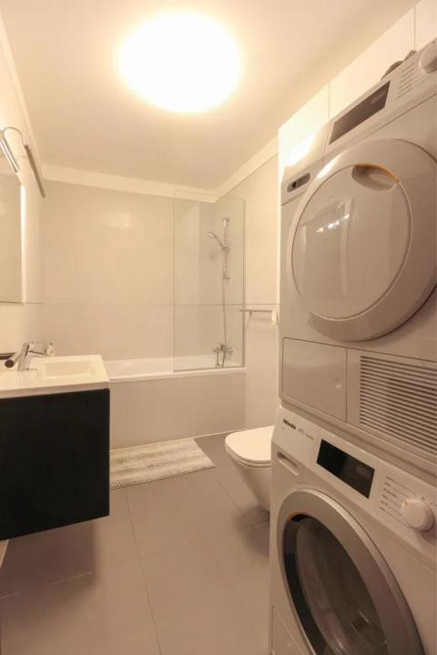 Apartament 2 camere l la cheie l Su 50 mp l Parcare l Zona Vivo Metro