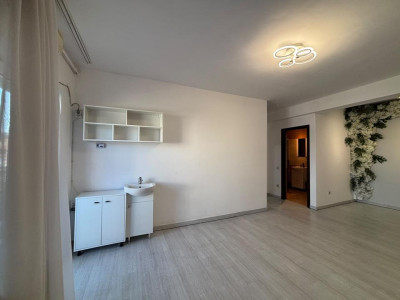 Spațiu comercial de închiriat | 2 încăperi | Florești, zona Eroilor