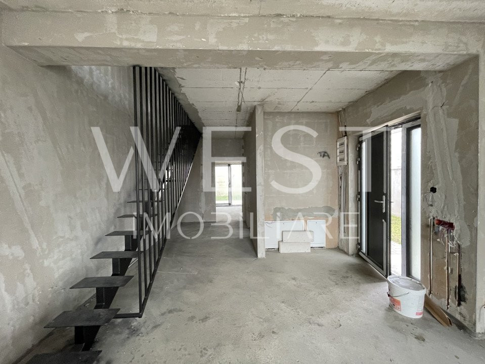 Duplex D+P+E cu 4 camere/119mp! GARAJ! Semifinisat! Zona Voronet/Iris!