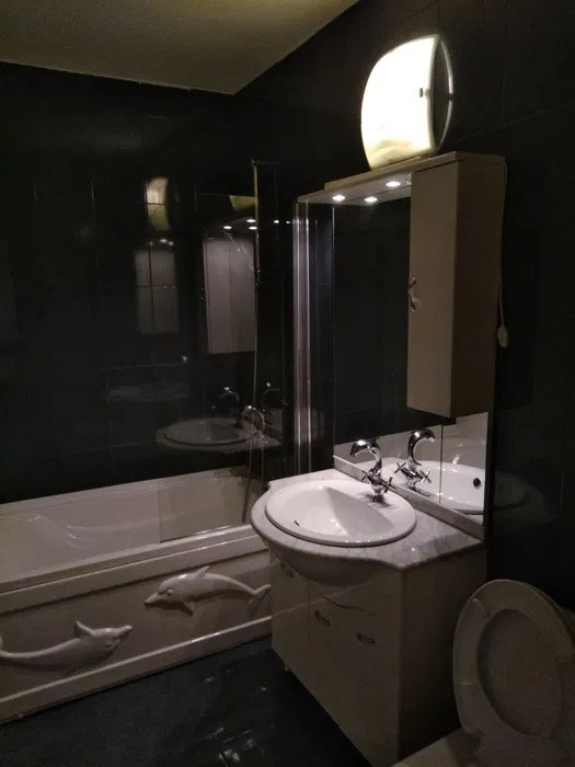 Apartament 2 camere mobilat, utilat l Su 49 mp l Parcare l Terra