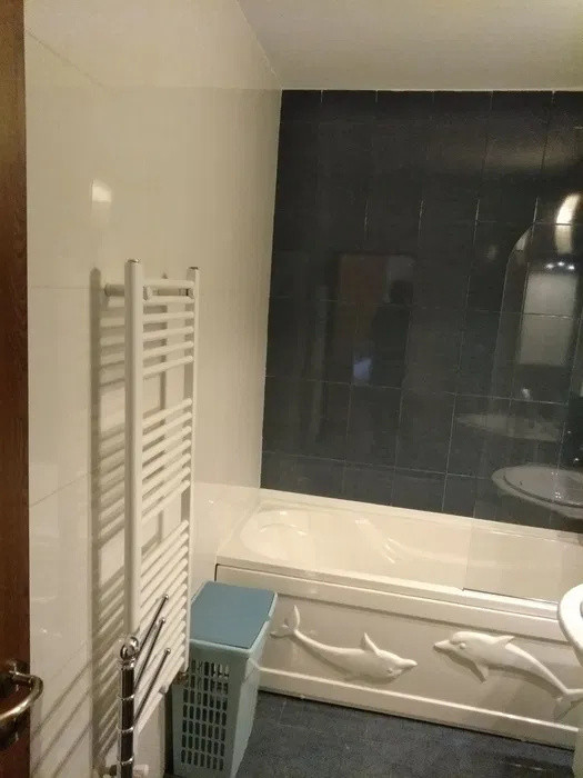 Apartament 2 camere mobilat, utilat l Su 49 mp l Parcare l Terra