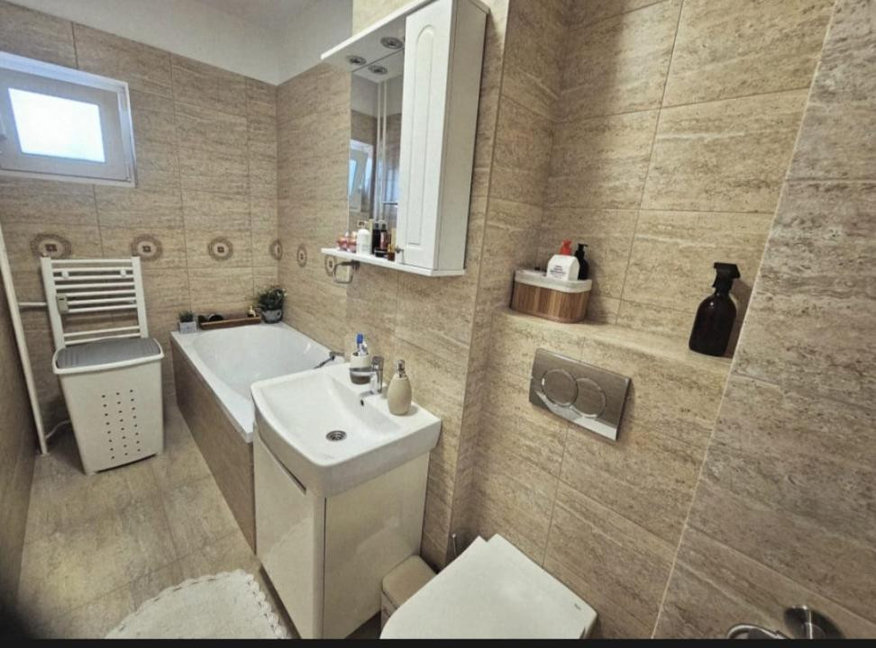 Apartament 1 camera renovat l la cheie l Su 42 mp lZona USAMV Platinia