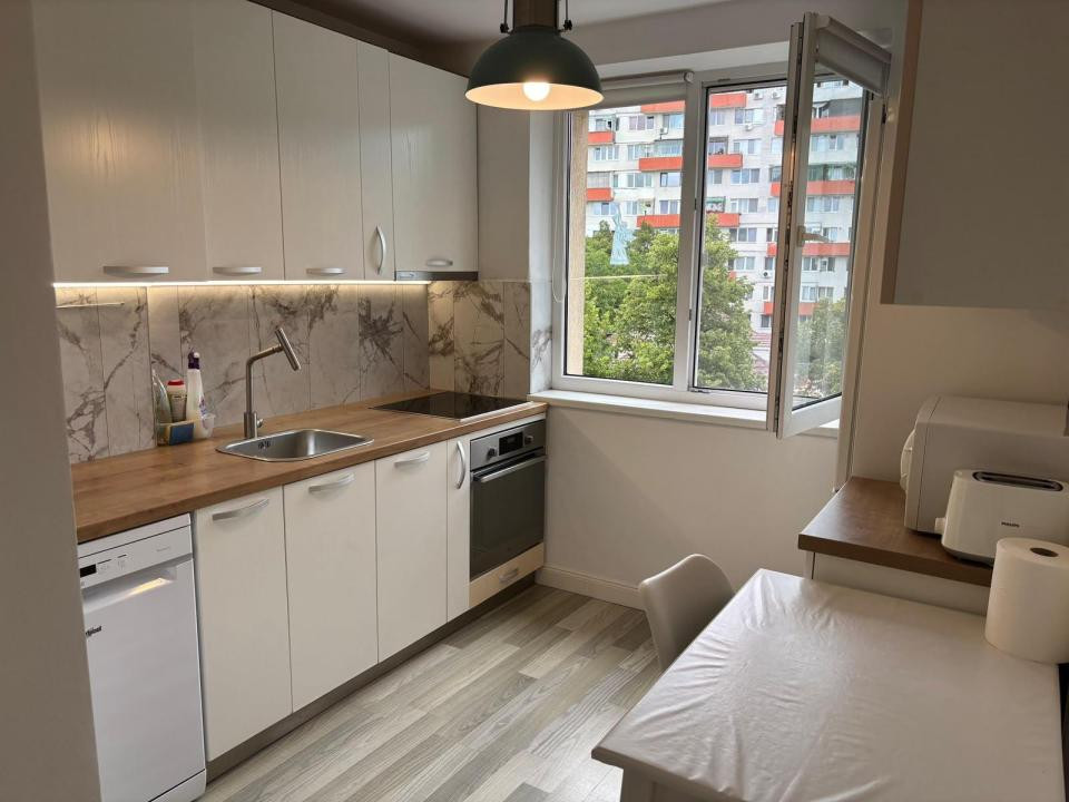 Apartament 2 camere renovat l la cheie l Su 44 mp l 