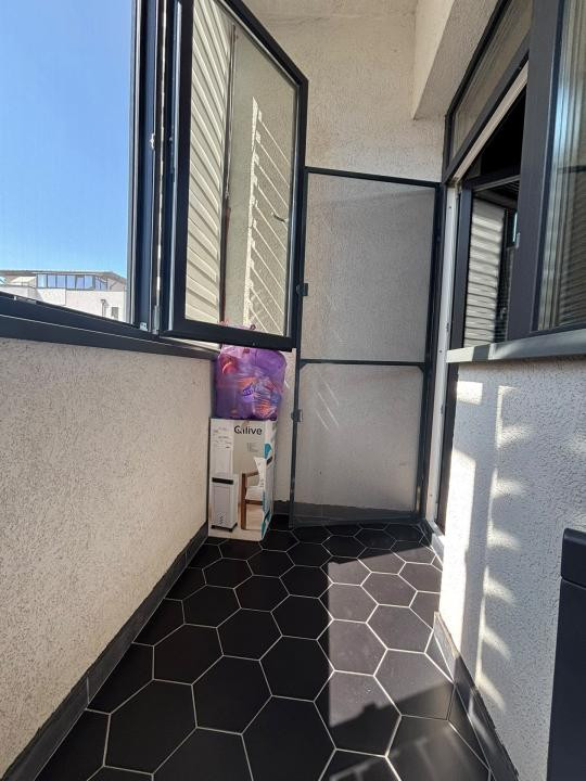 Apartament modern l 3 camere l la cheie l parcare l Sub Cetate 