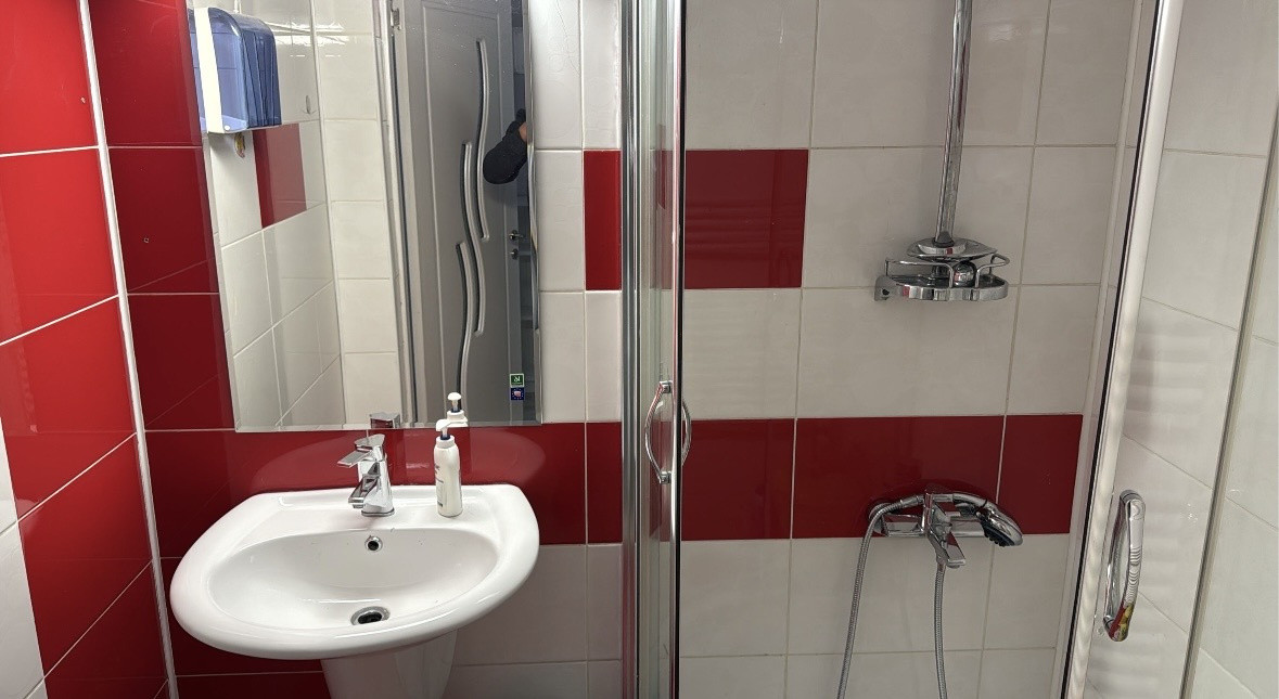 Apartament 2 camere | Ultracentral | Mobilat Nou | 1 bucatarie | 2 bai