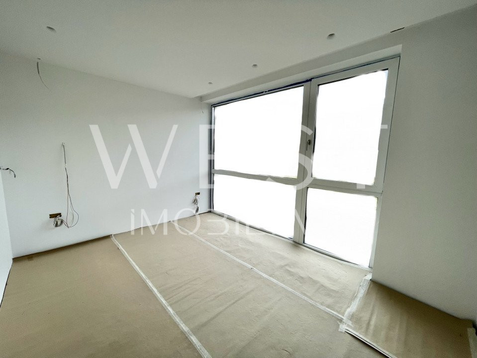 Casa înșiruită DE LUX cu 4 cam/120mp! TERASA PANORAMICA! Str. Voronet!