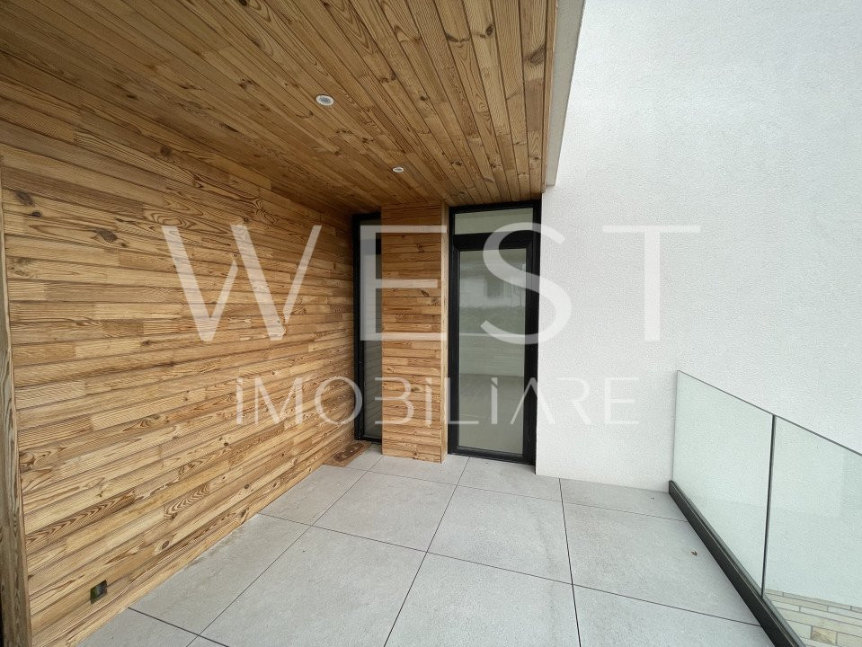 Casa înșiruită DE LUX cu 4 cam/120mp! TERASA PANORAMICA! Str. Voronet!