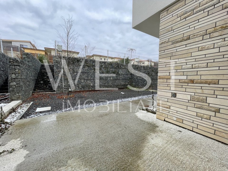 Casa înșiruită P+E cu 4 camere, 120mp! CF! VIEW SUPERB! Str. Voronet!