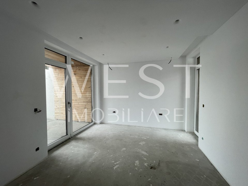Casa înșiruită P+E cu 4 camere, 120mp! CF! VIEW SUPERB! Str. Voronet!