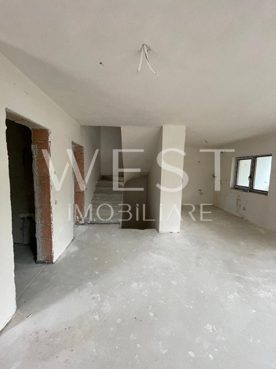 Casa cuplata cu CF D+P+E/161mp! Teren 300mp! TVA INCLUS! Luna de Sus!