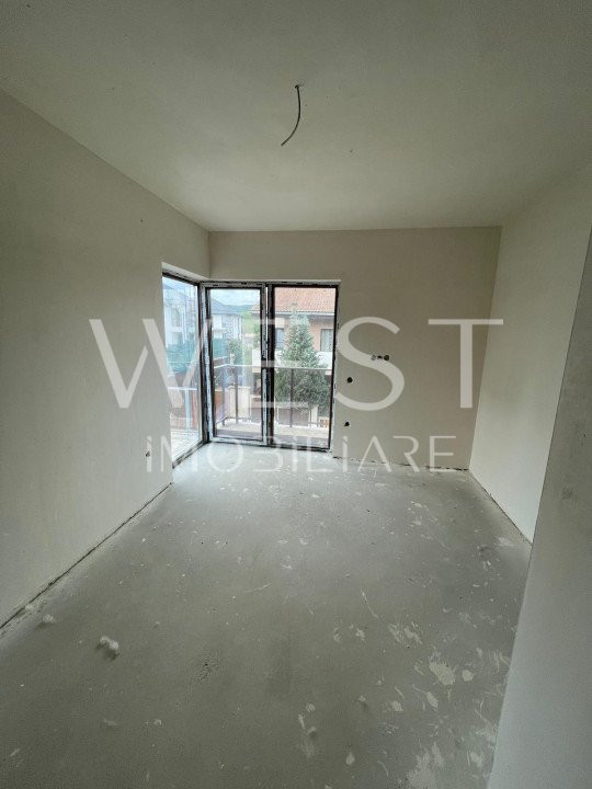 Casa cuplata cu CF D+P+E/161mp! Teren 300mp! TVA INCLUS! Luna de Sus!