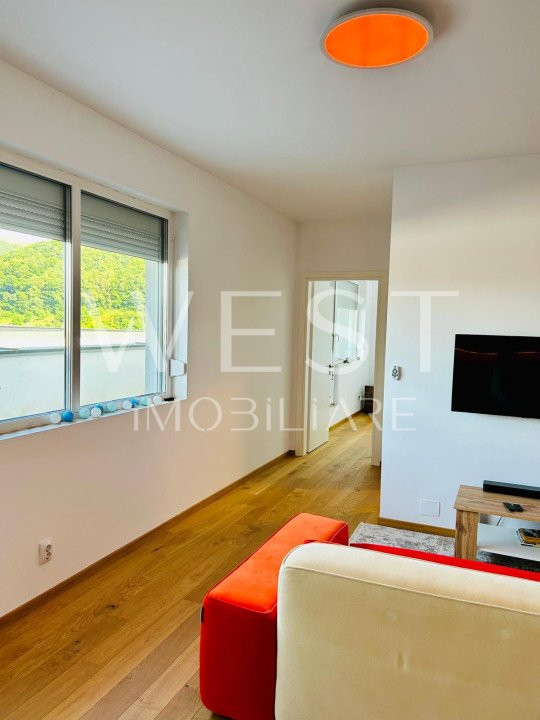Apartament cu 2 camere, FINISAJE LUX! Terasa 42mp! Garaj! Sub Cetate!