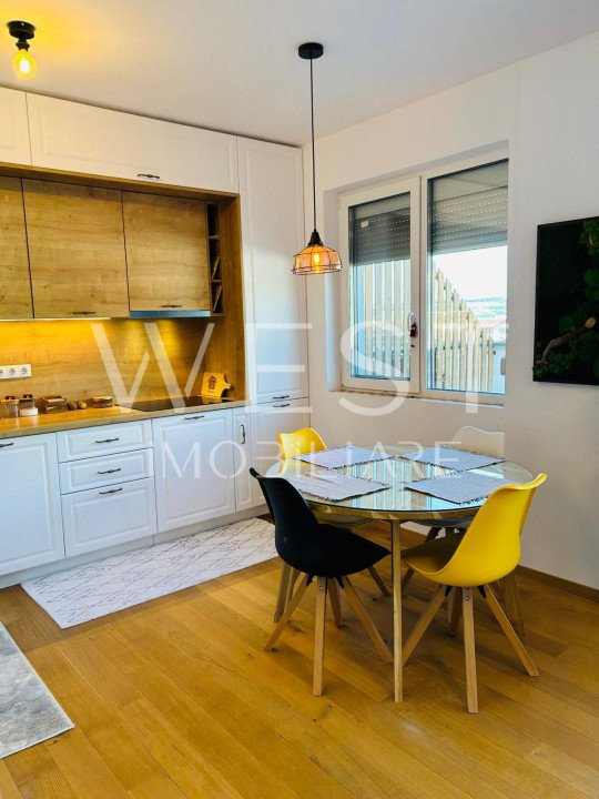 Apartament cu 2 camere, FINISAJE LUX! Terasa 42mp! Garaj! Sub Cetate!