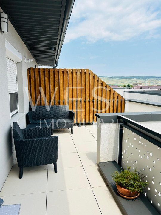 Apartament cu 2 camere, FINISAJE LUX! Terasa 42mp! Garaj! Sub Cetate!