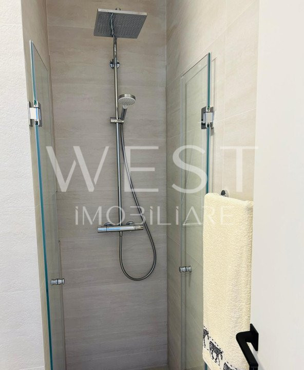 Apartament cu 2 camere, FINISAJE LUX! Terasa 42mp! Garaj! Sub Cetate!