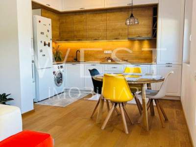 Apartament cu 2 camere, FINISAJE LUX! Terasa 42mp! Garaj! Sub Cetate!