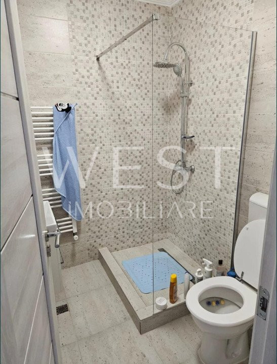 Apartament cu 3 cam/65mp! MODERN! 2 bai! Parcare! Str. Stejarului!