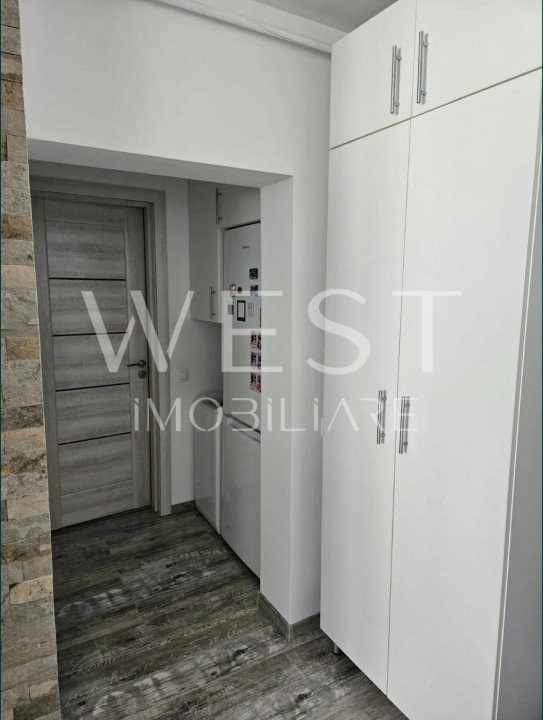 Apartament cu 3 cam/65mp! MODERN! 2 bai! Parcare! Str. Stejarului!