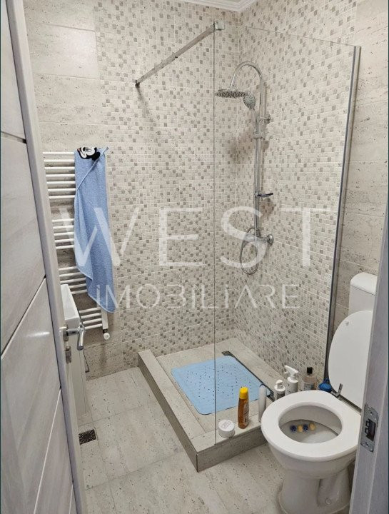 Apartament cu 3 cam/65mp! MODERN! 2 bai! Parcare! Str. Stejarului!