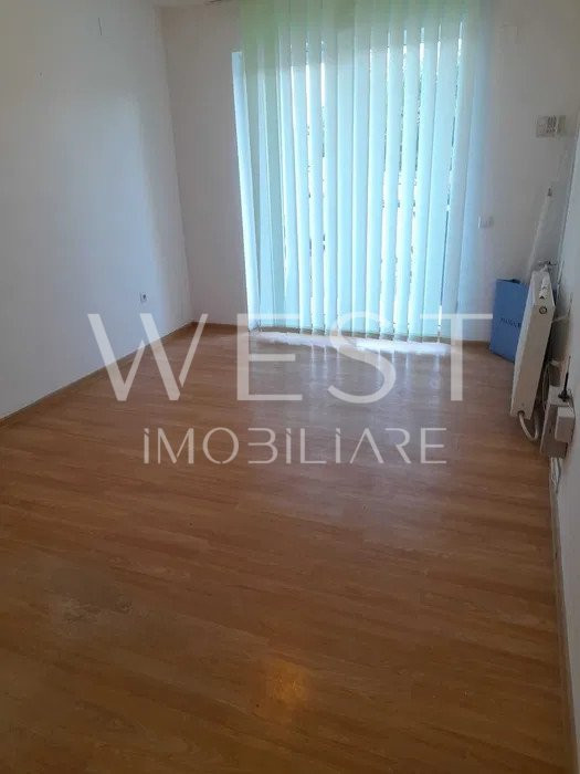 Spațiu Comercial cu Vitrină și două intrări | Zona Cetății