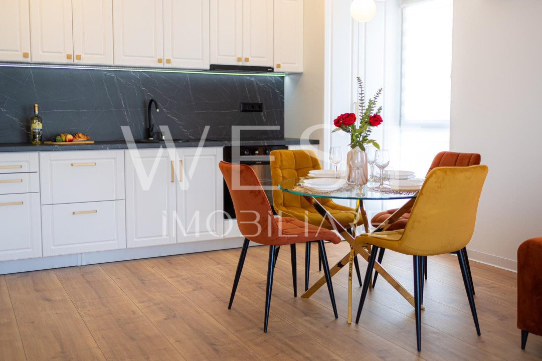 Apartament 3 camere ULTRAFINISAT ! Parcare exterioara !zona Eroilor !