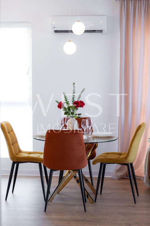 Apartament 3 camere ULTRAFINISAT ! Parcare exterioara !zona Eroilor !
