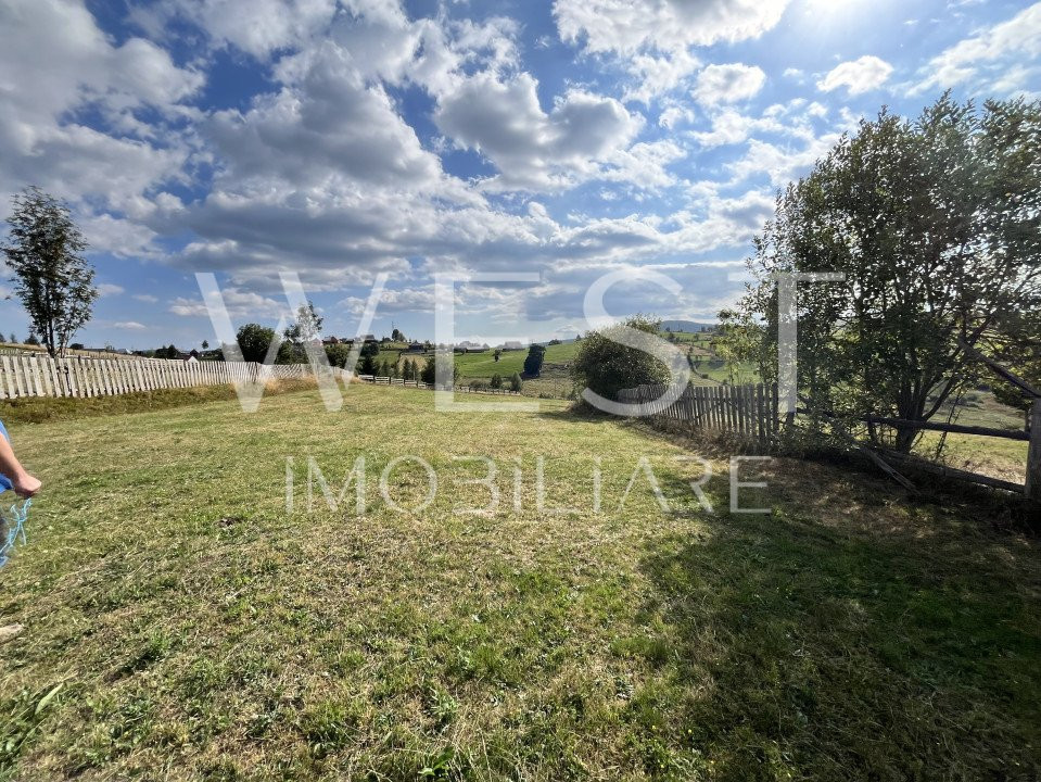 Teren în MĂGURI pretabil pentru cabană | 4300 m2 | Parcelabil