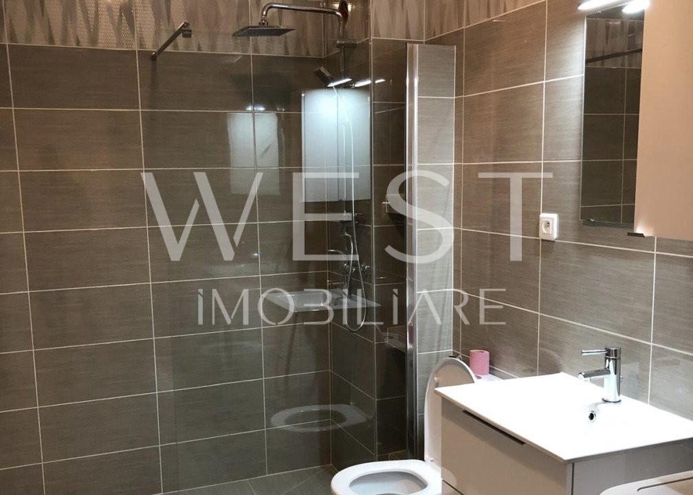 Apartament cu 2 camere, 60mp! MODERN! Balcon! Str. Eroilor! 