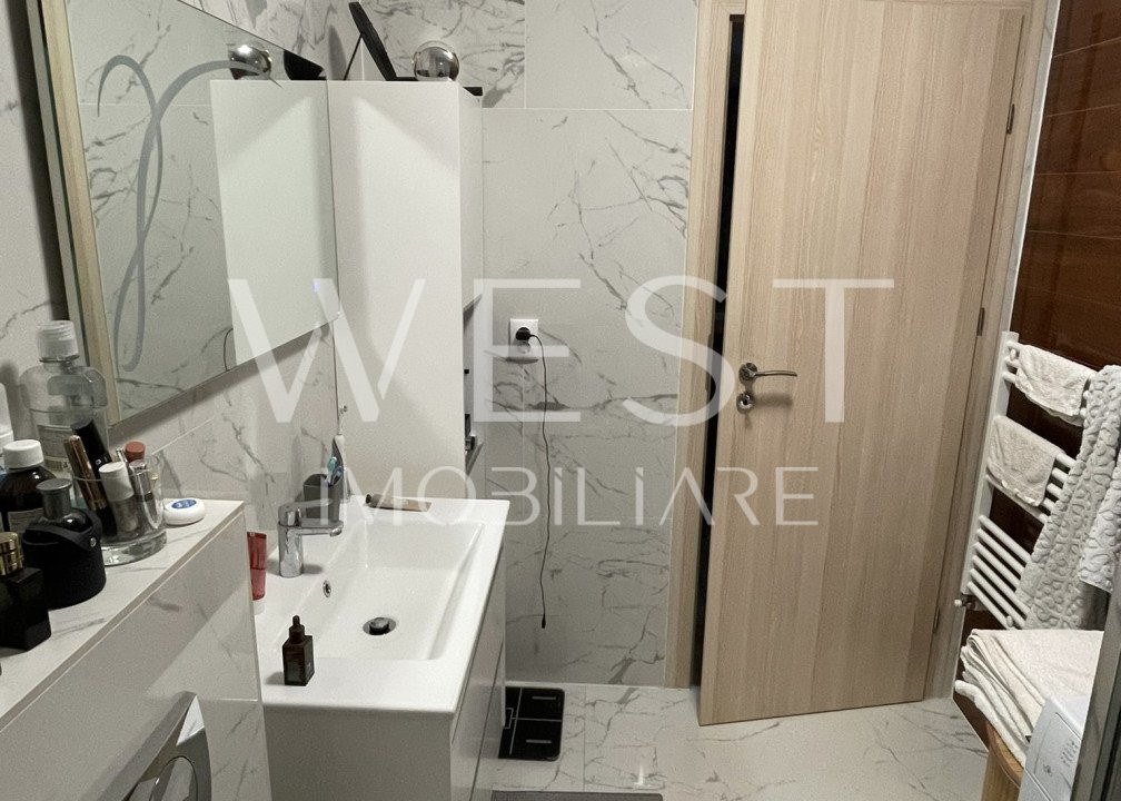 Apartament cu 3 camere, LA CHEIE! Terasa 17mp! Parcare! Str. Oașului!