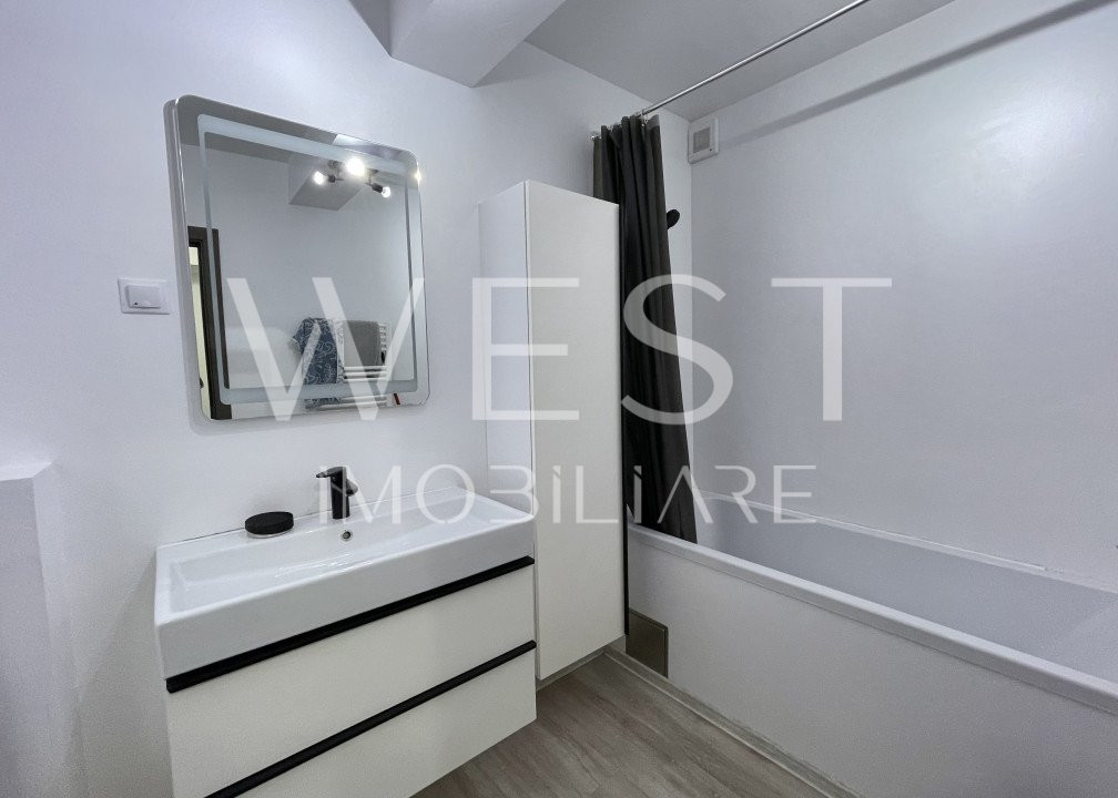 Apartament cu 2 camere/54mp! La cheie! 2 balcoane! Parcare! Zona VIVO!