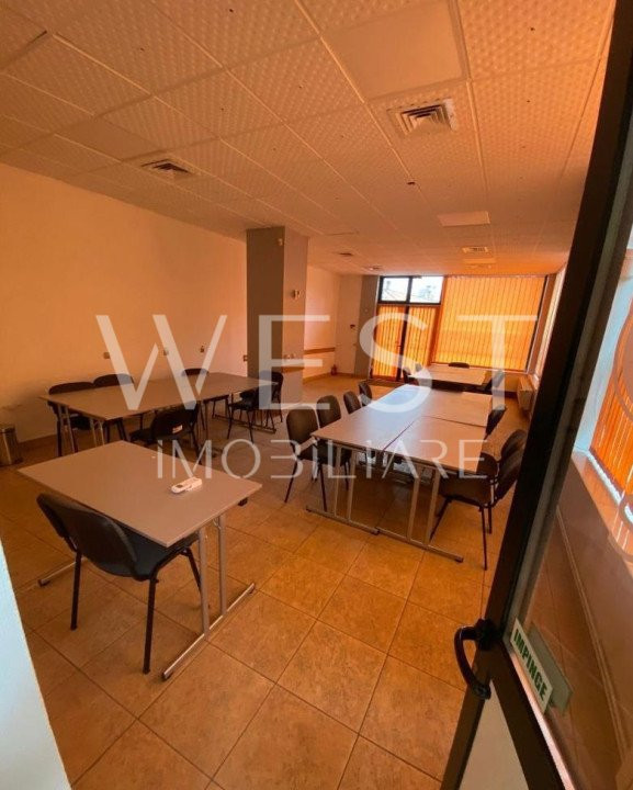 Spatiu Comercial, 754mp, ULTRACENTRAL, zona PIATA MIHAI VITEAZU!