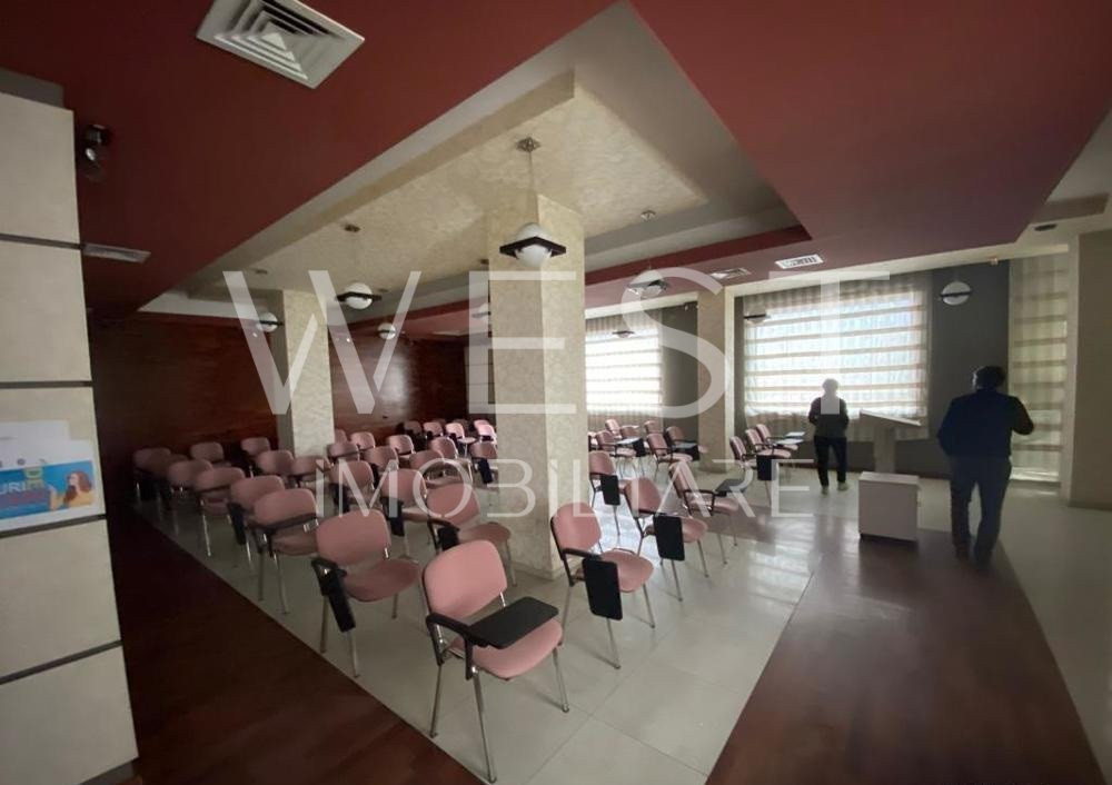 Spatiu Comercial, 754mp, ULTRACENTRAL, zona PIATA MIHAI VITEAZU!