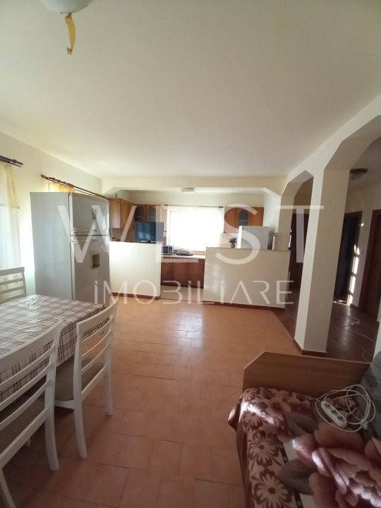 Casa individuala | 300 mp Utili | 274 mp Teren | Zona Florilor