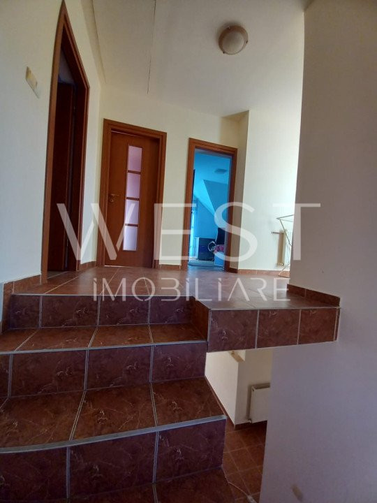 Casa individuala | 300 mp Utili | 274 mp Teren | Zona Florilor